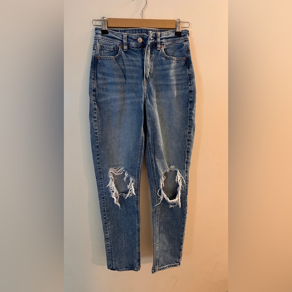 American Eagle Outfitters Blue Mom Jeans Distressed